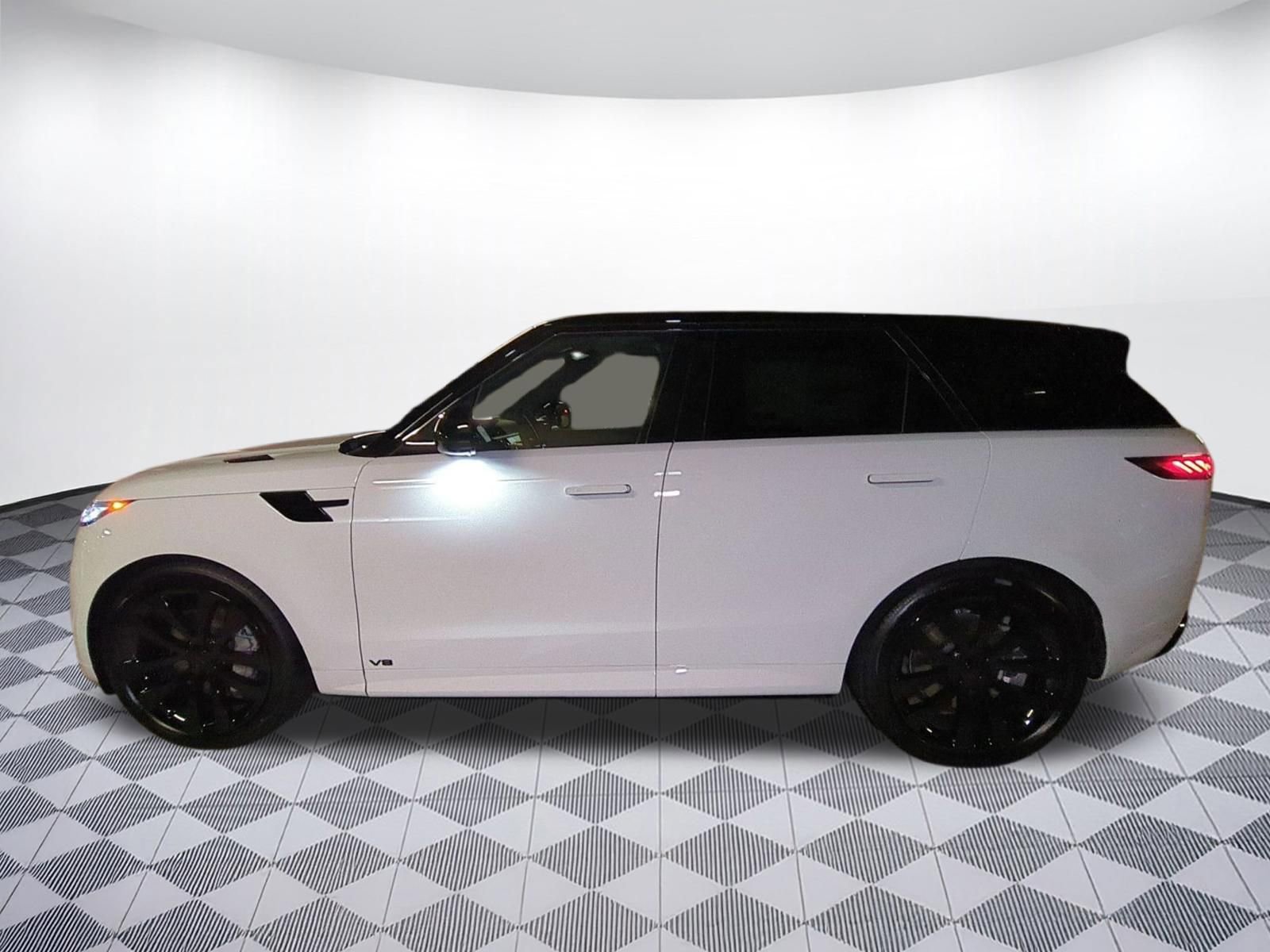 2026 Land Rover Range Rover Sport Dynamic SE SUV