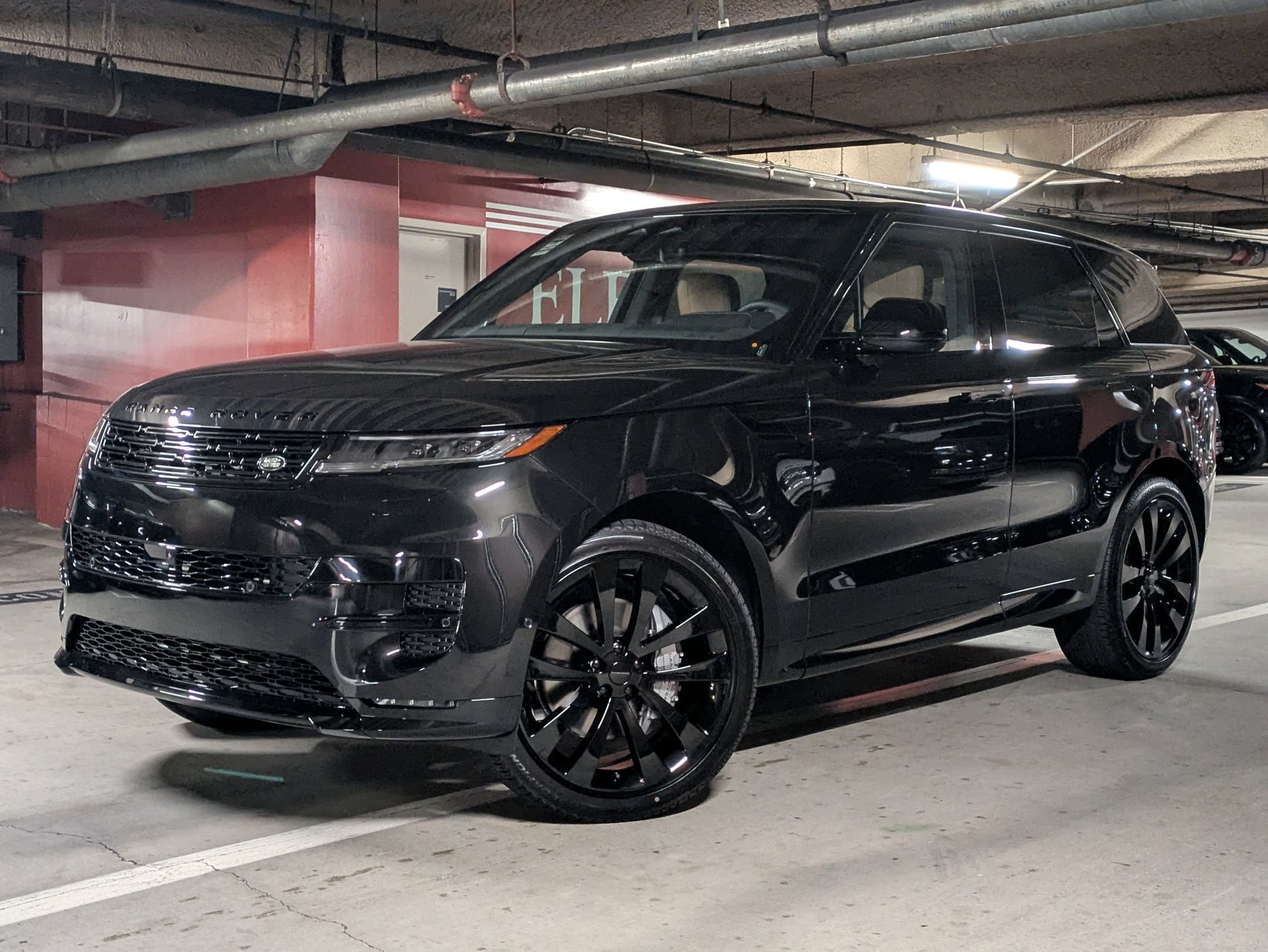 2026 Land Rover Range Rover Sport SUV 