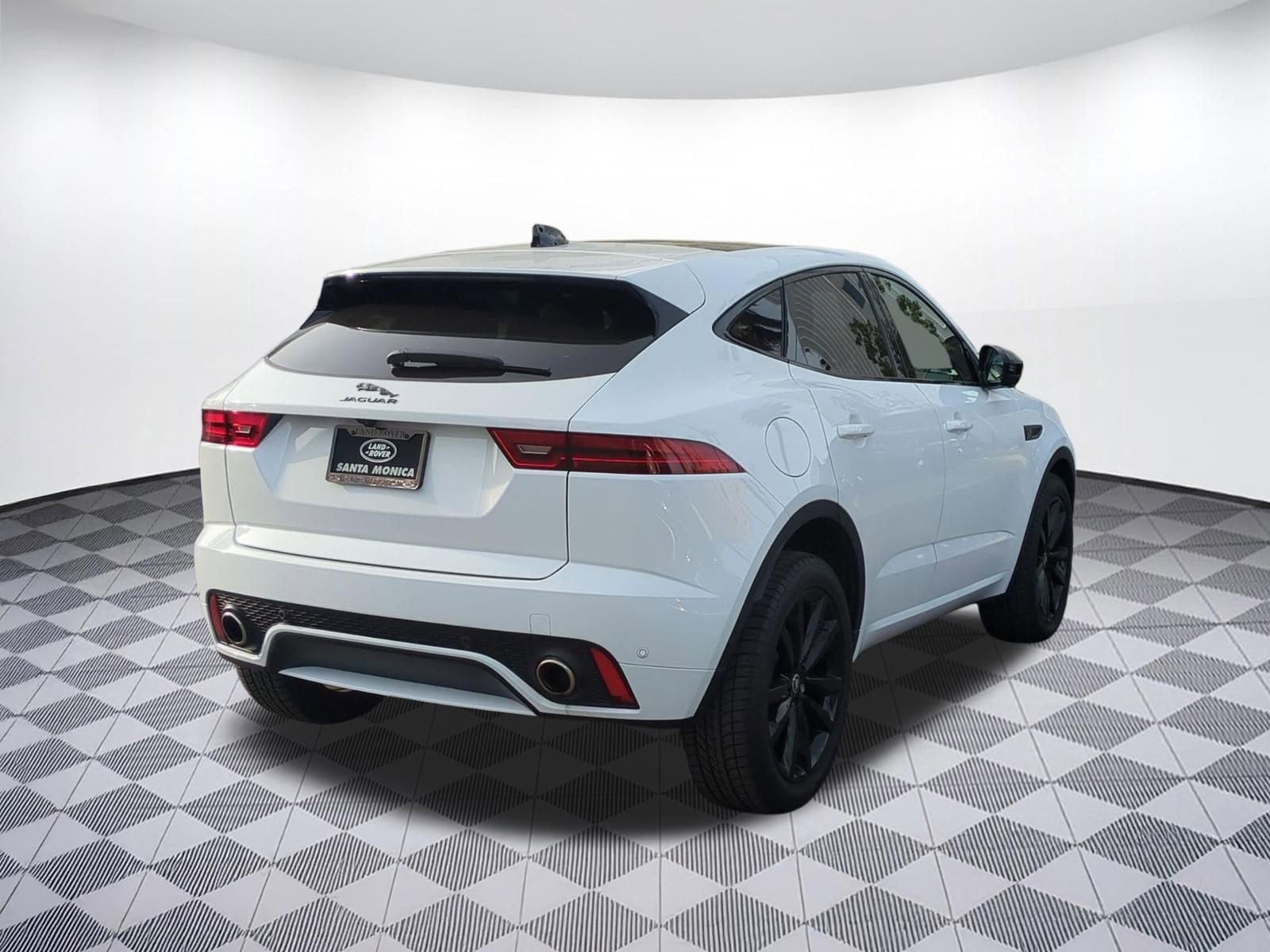 E-PACE R-Dynamic SE R-Dynamic SE P250 AWD