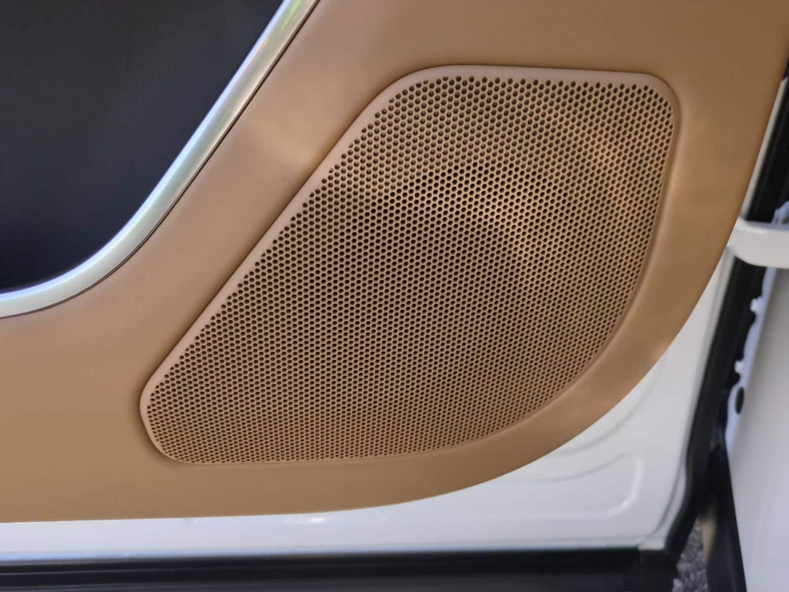 2026 Land Rover Range Rover SE - Photo 13