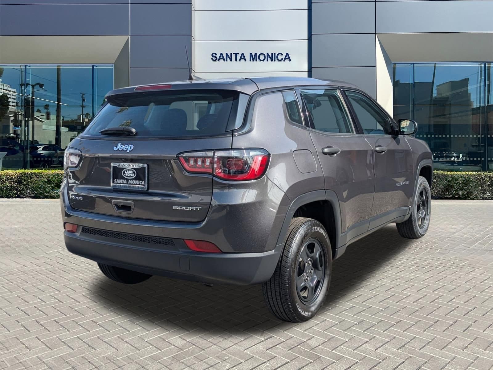 2020 Jeep Compass Sport photo 4