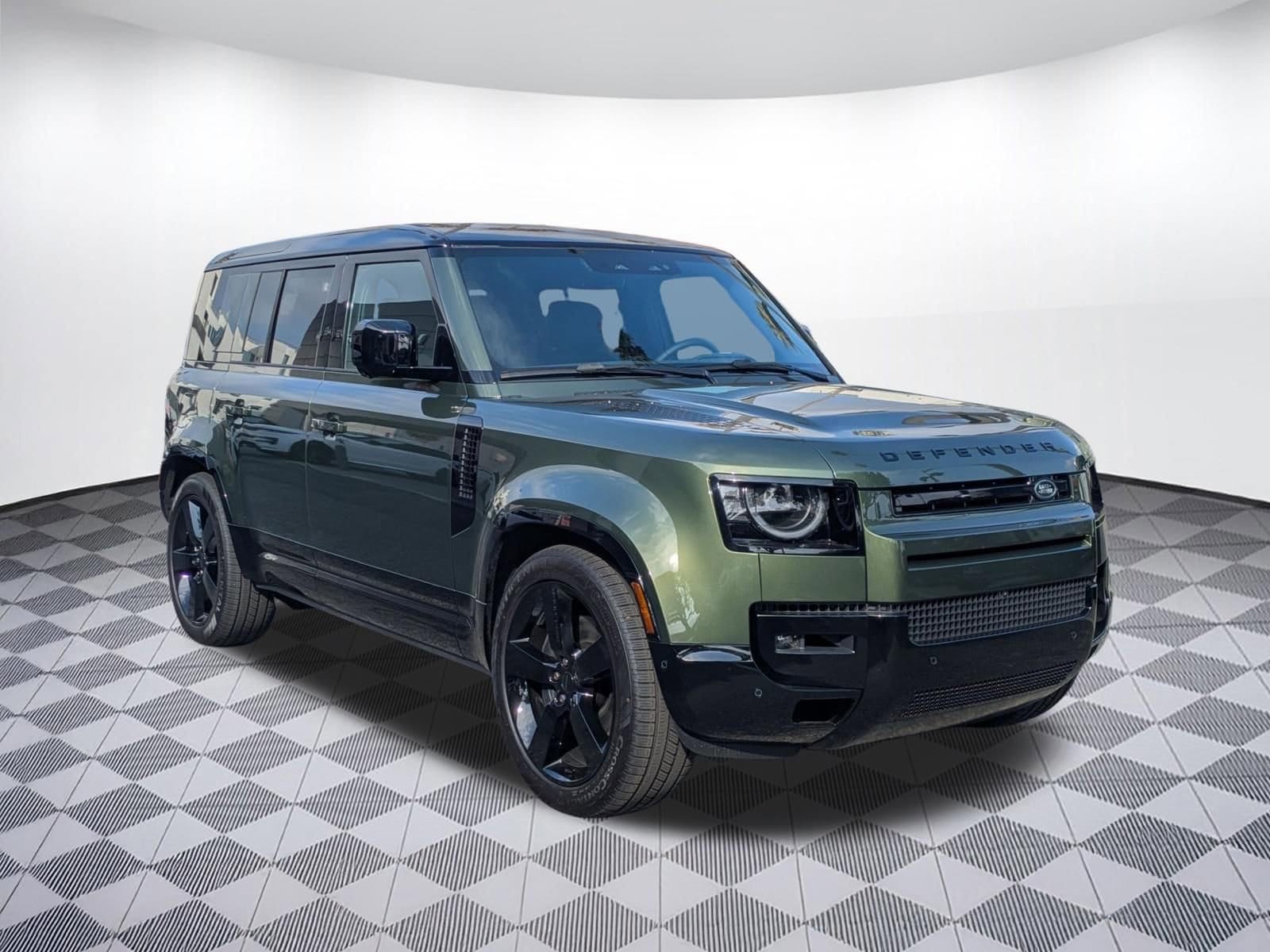 2026 Land Rover Defender X-Dynamic SE - Photo 7