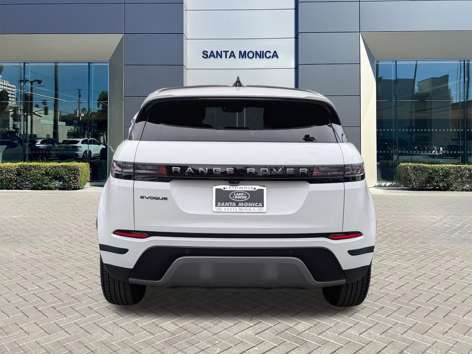 2024 Land Rover Range Rover Evoque Core S photo 5