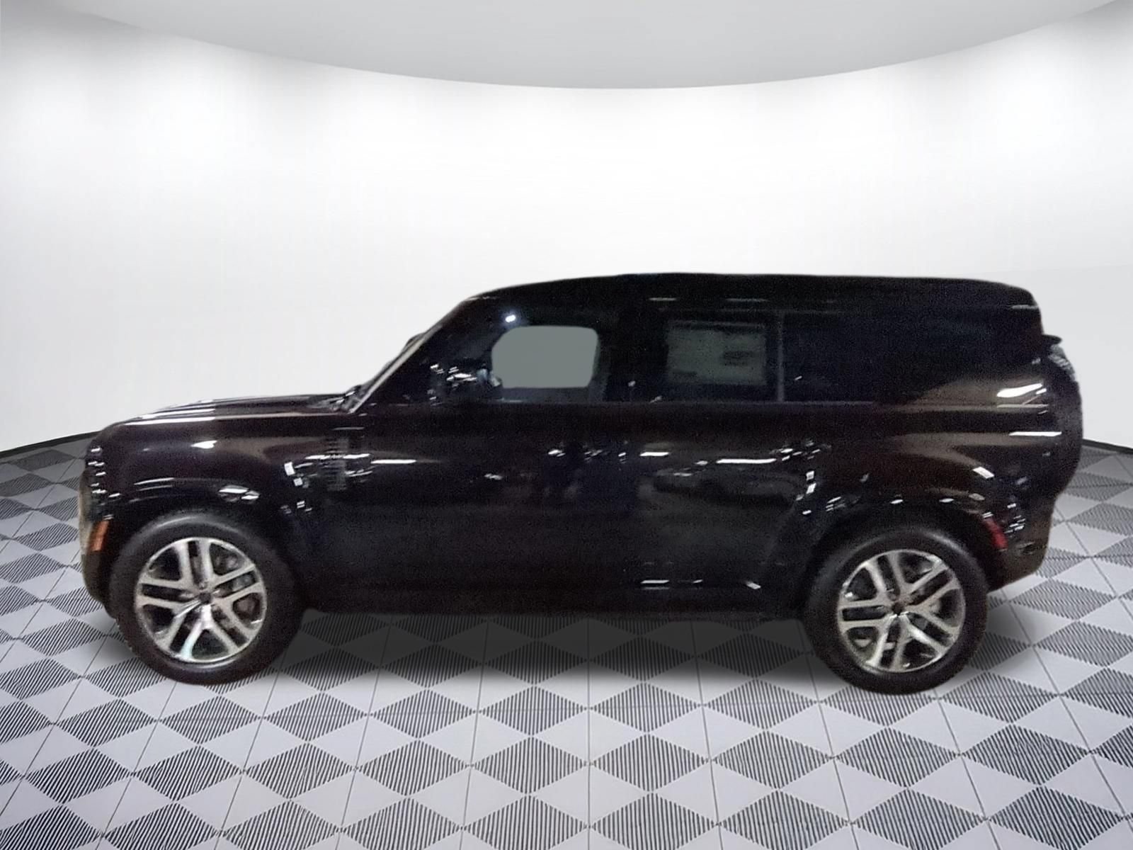 2026 Land Rover Defender 110 X-Dynamic SE SUV