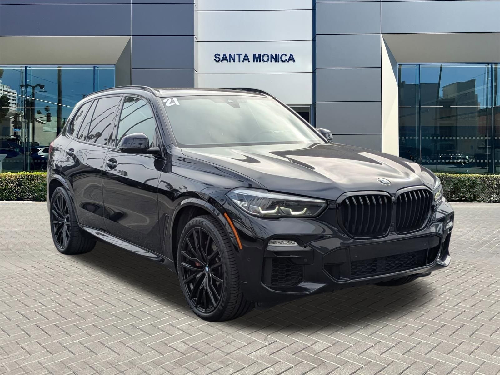 2021 BMW X5 sDrive40i photo 2