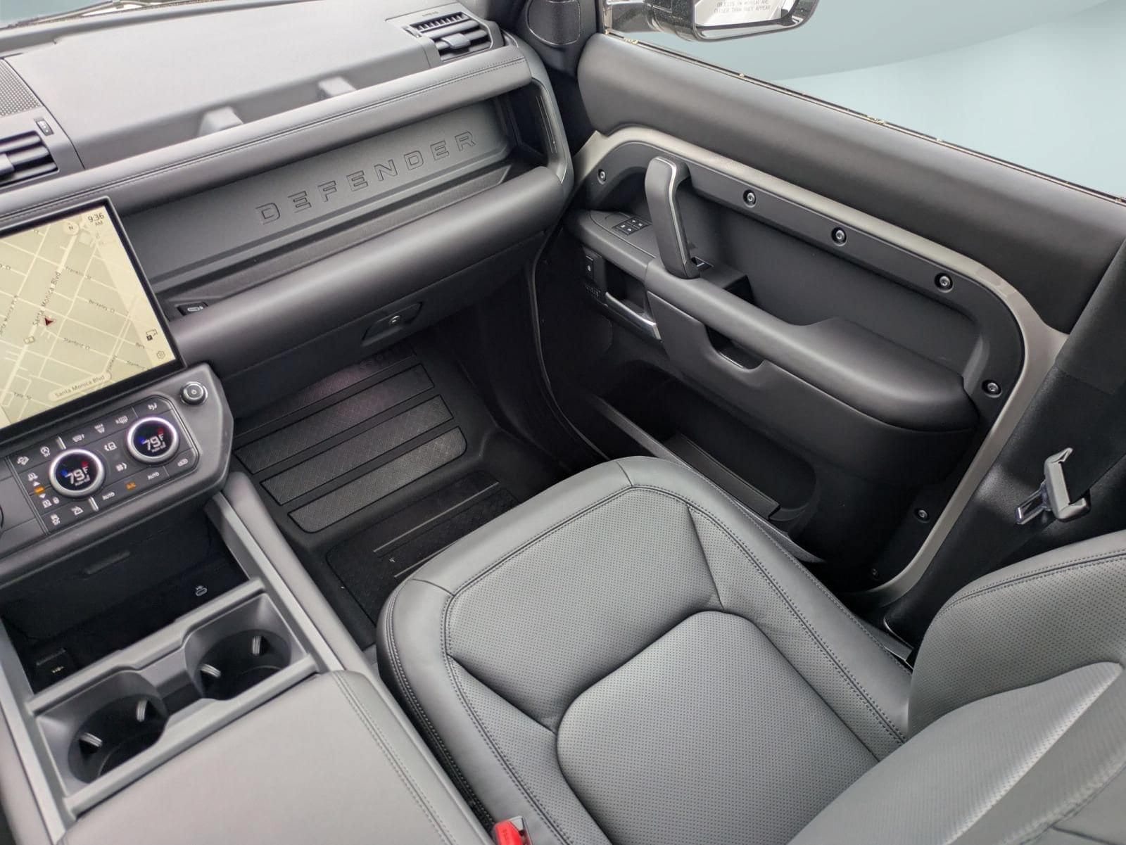 2026 Land Rover Defender X-Dynamic SE - Photo 28