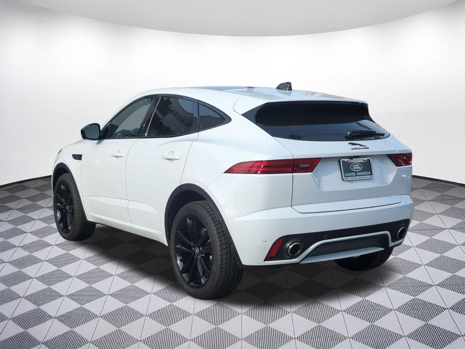 E-PACE R-Dynamic SE R-Dynamic SE P250 AWD
