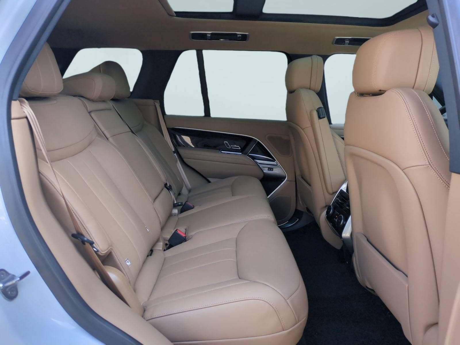 2026 Land Rover Range Rover SE - Photo 28