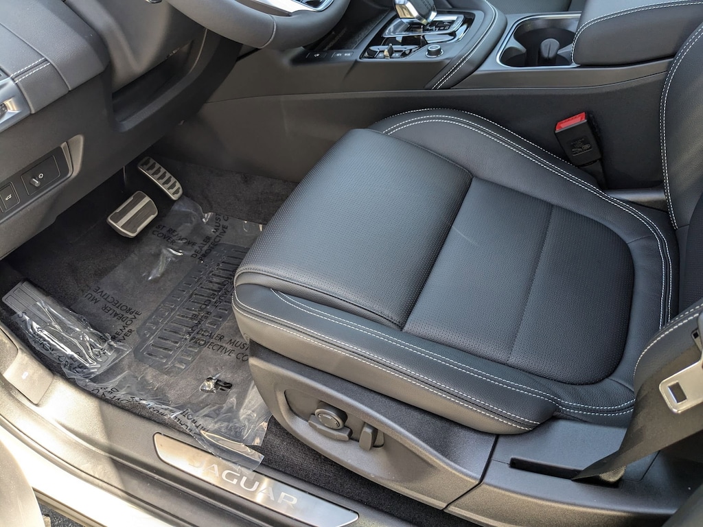 Used 2024 Jaguar E-PACE R-Dynamic SE R-Dynamic SE P250 AWD