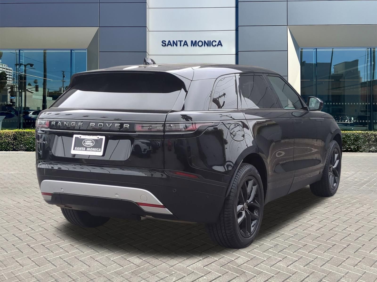 2026 Land Rover Range Rover Velar S photo 4