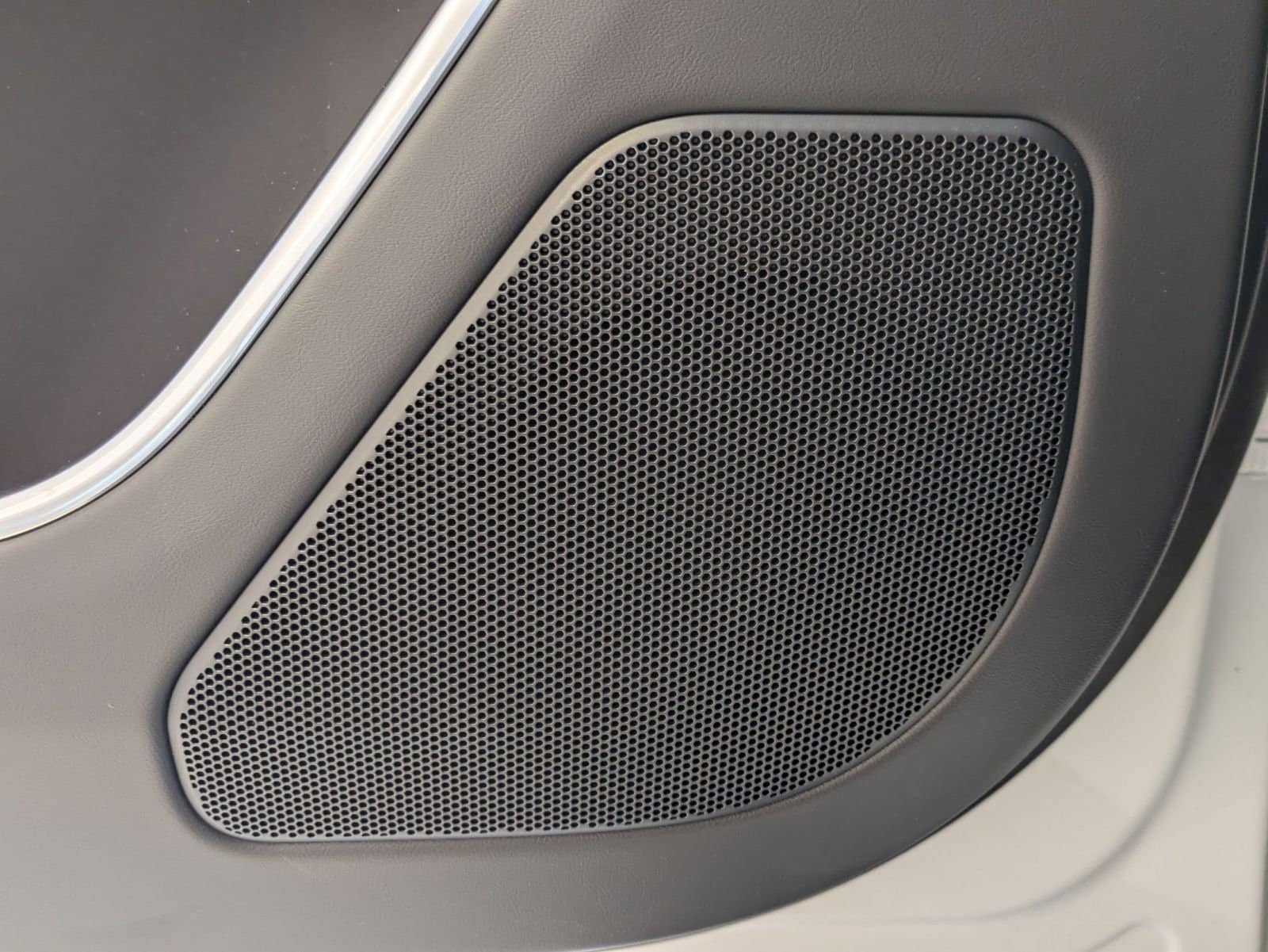 2026 Land Rover Range Rover SE - Photo 23