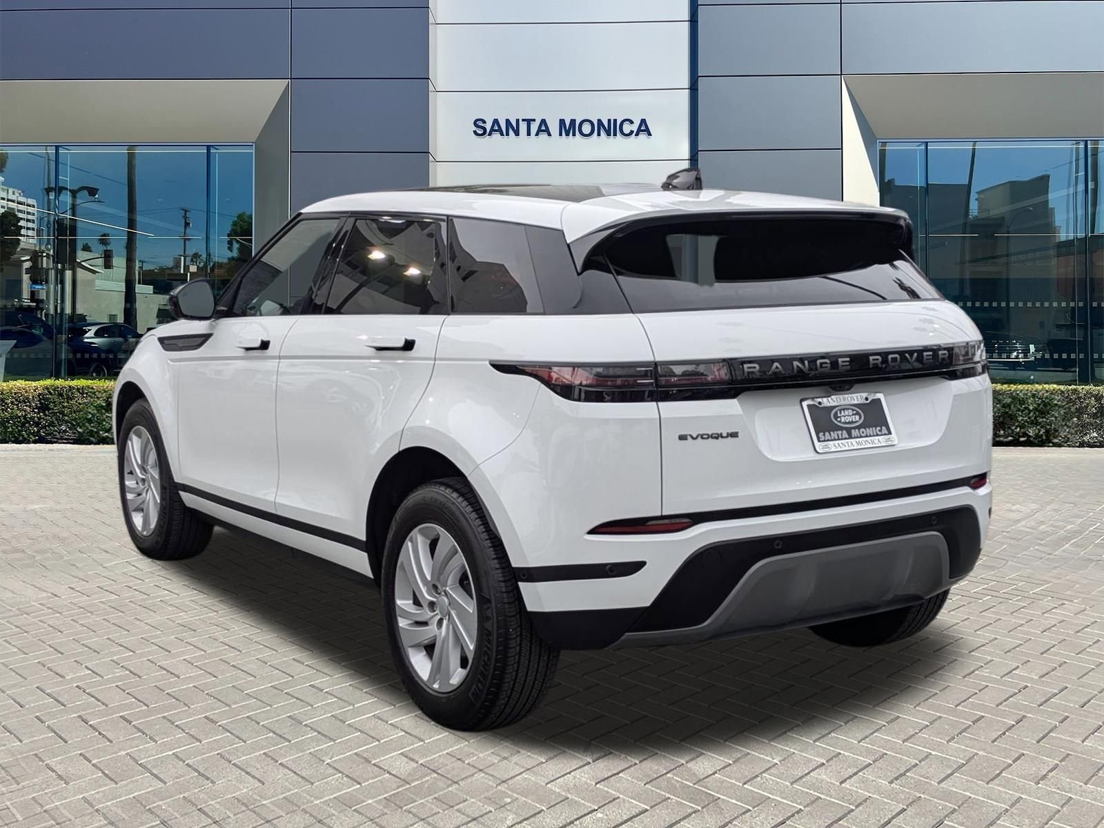 2024 Land Rover Range Rover Evoque Core S photo 6
