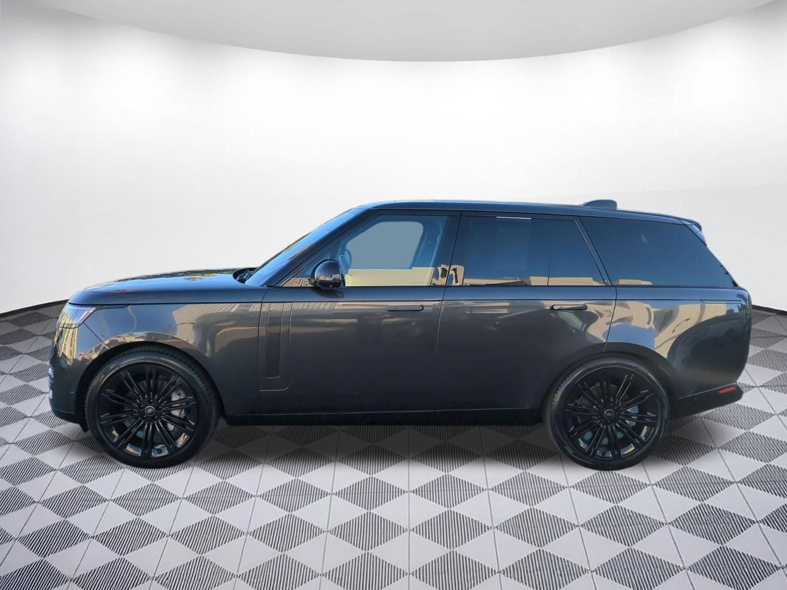 Used 2023 Land Rover Range Rover SE P400 SE SWB