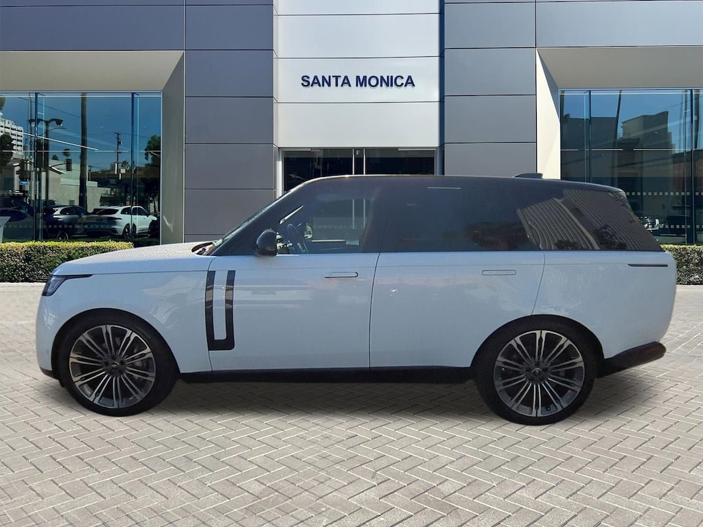 Certified 2024 Land Rover Range Rover SE P400 SE SWB