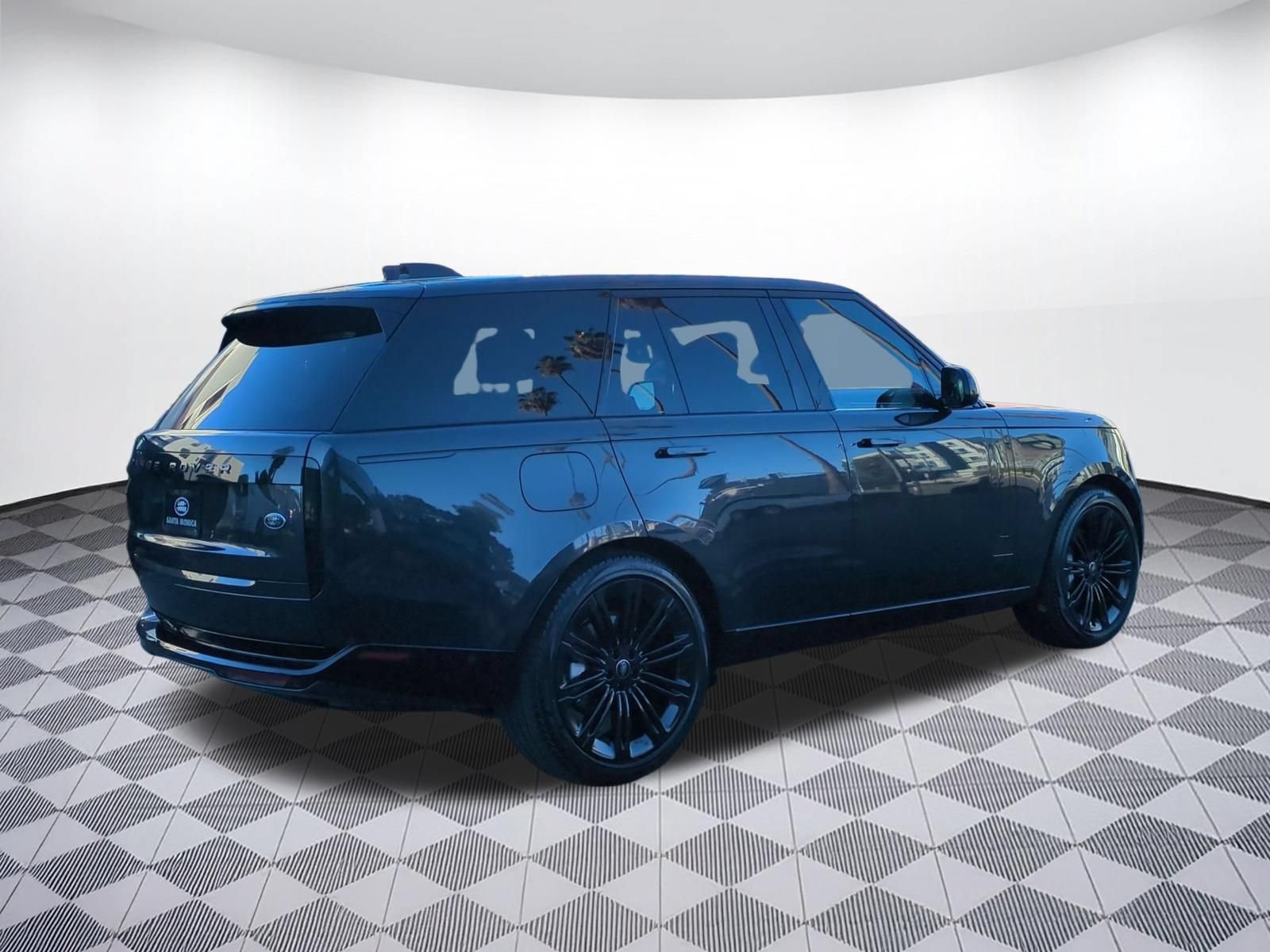 Used 2023 Land Rover Range Rover SE P400 SE SWB