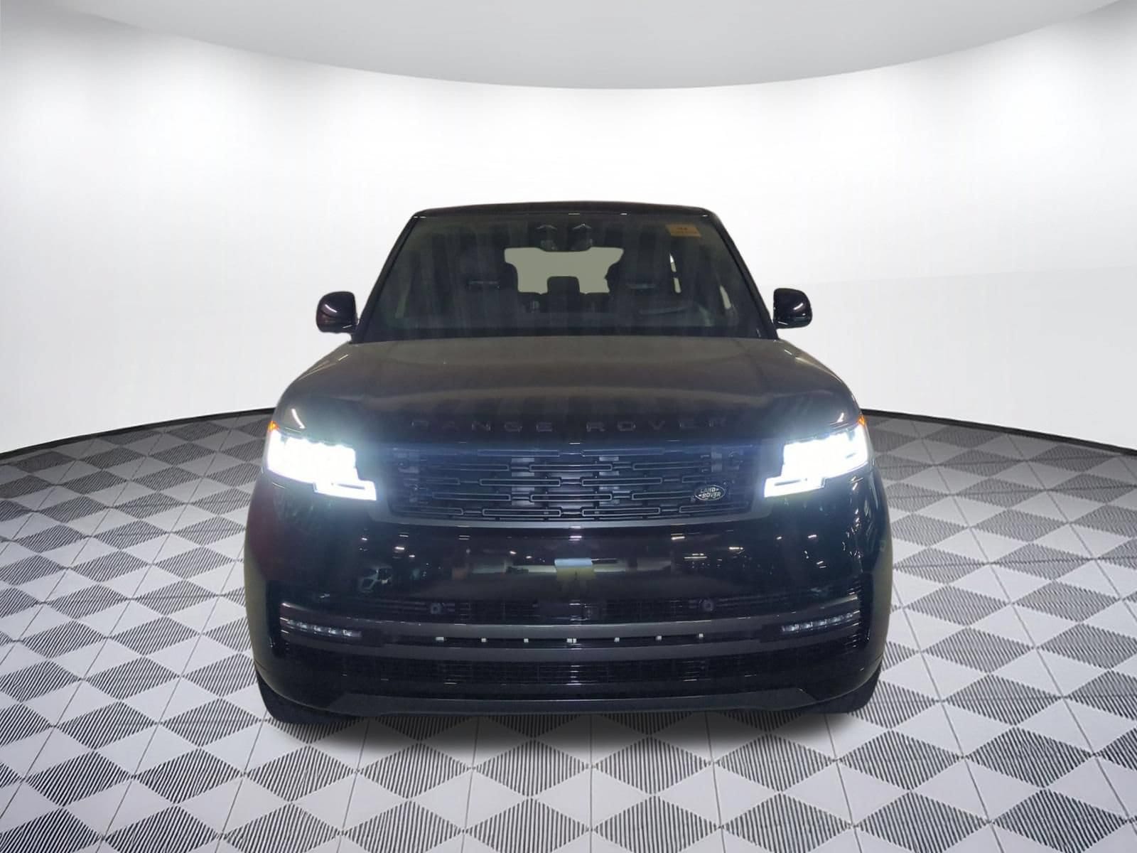 2026 Land Rover Range Rover SE - Photo 8