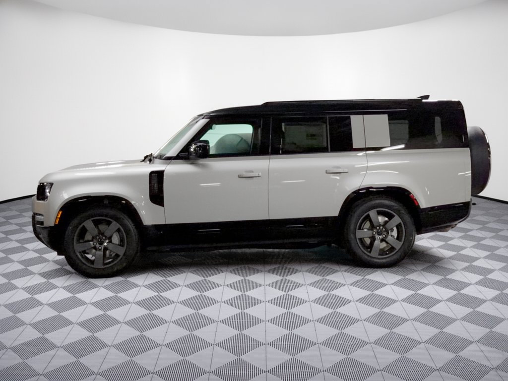 2026 Land Rover Defender 130 X-Dynamic SE SUV