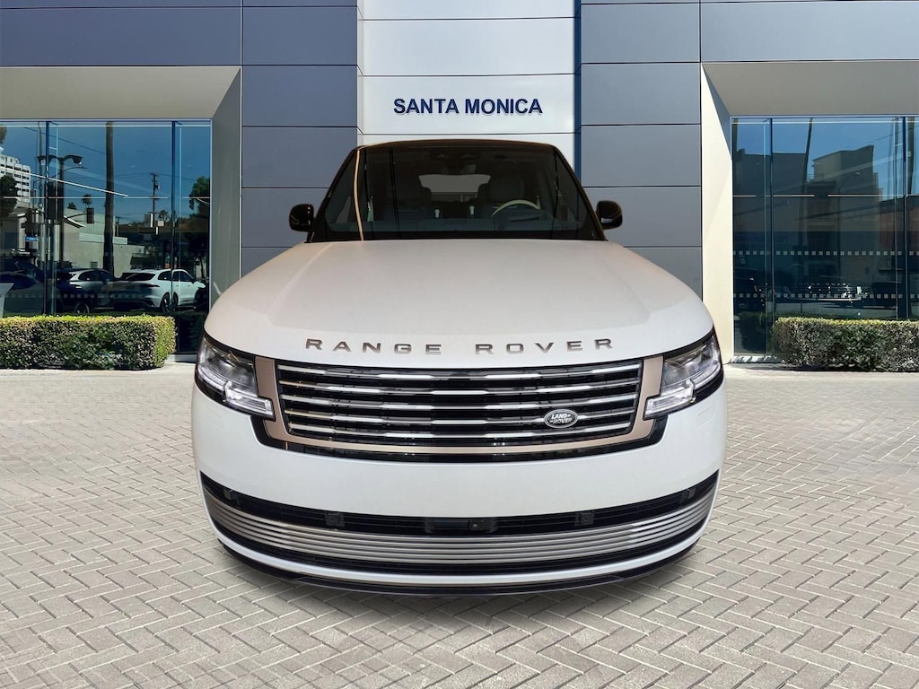New 2026 Land Rover Range Rover SV P615 SV SWB