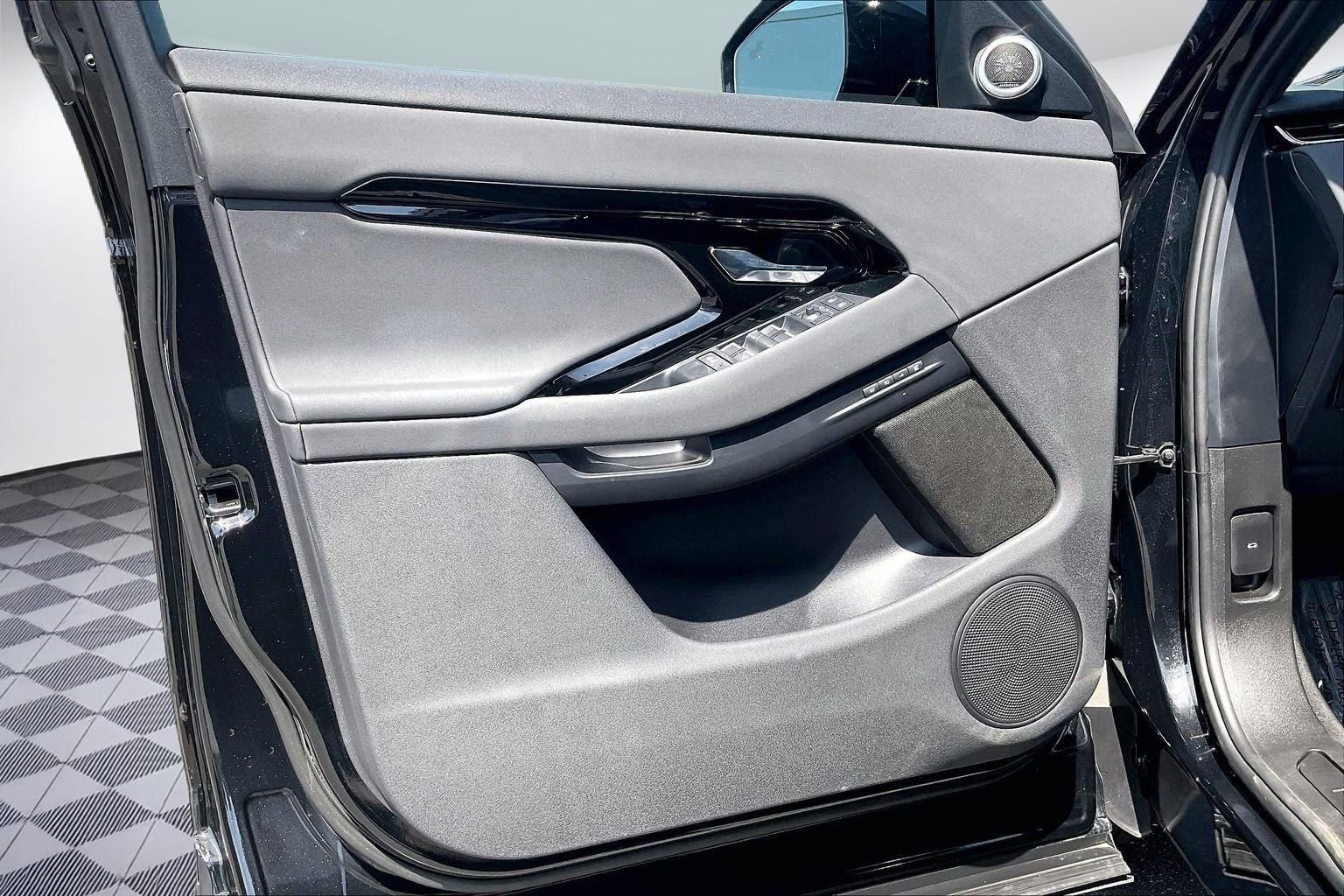2026 Land Rover Range Rover Evoque S - Photo 19
