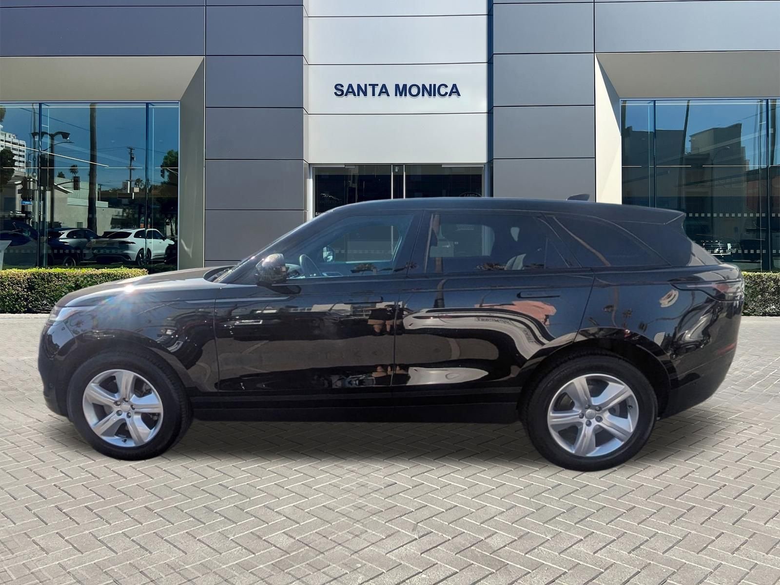 2026 Land Rover Range Rover Velar S photo 3