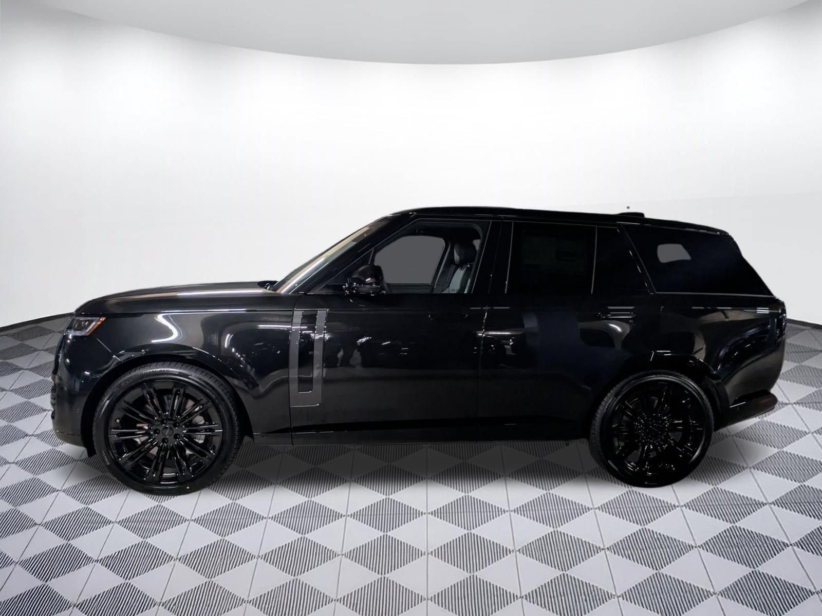2026 Land Rover Range Rover SE SUV