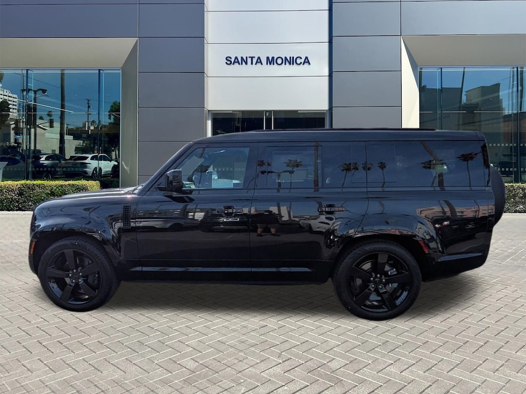 New 2026 Land Rover Defender 130 X-Dynamic SE 130 P400 X-Dynamic SE