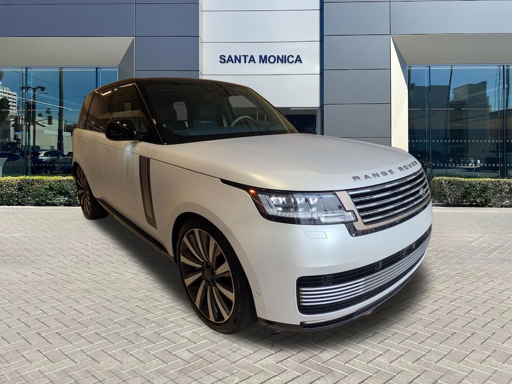 New 2026 Land Rover Range Rover SV P615 SV SWB