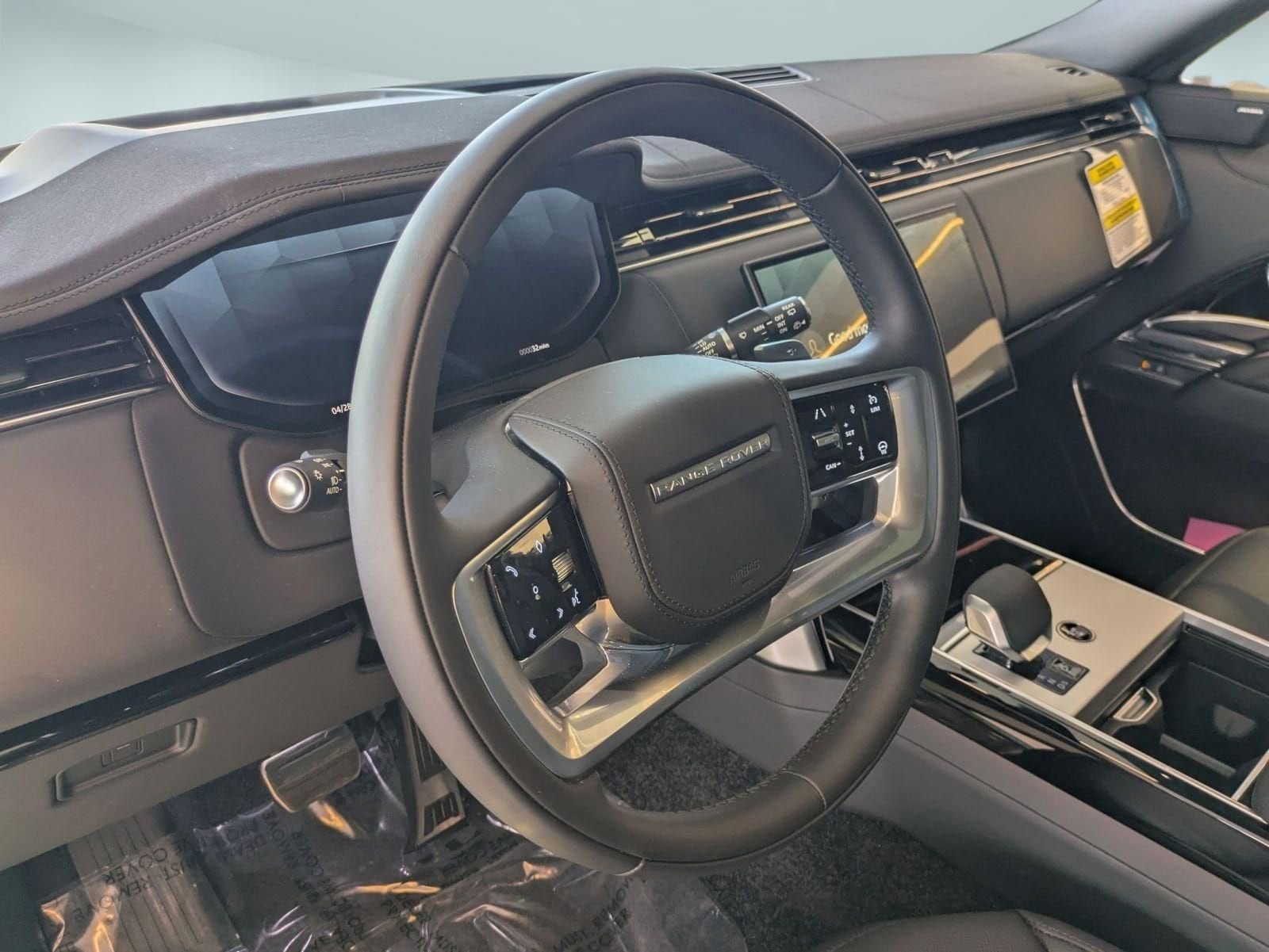 2026 Land Rover Range Rover SE - Photo 15