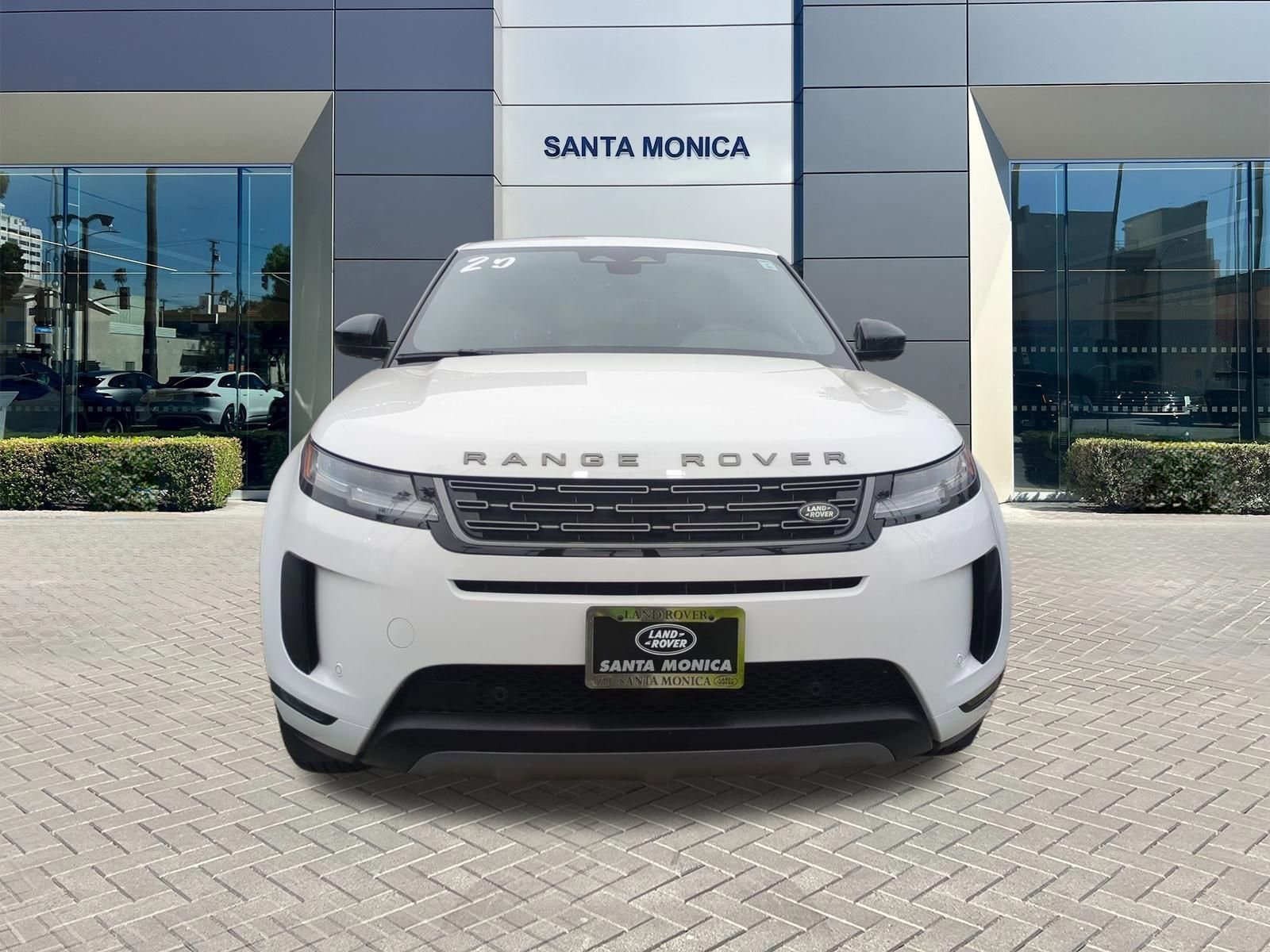 2025 Land Rover Range Rover Evoque Core S photo 3
