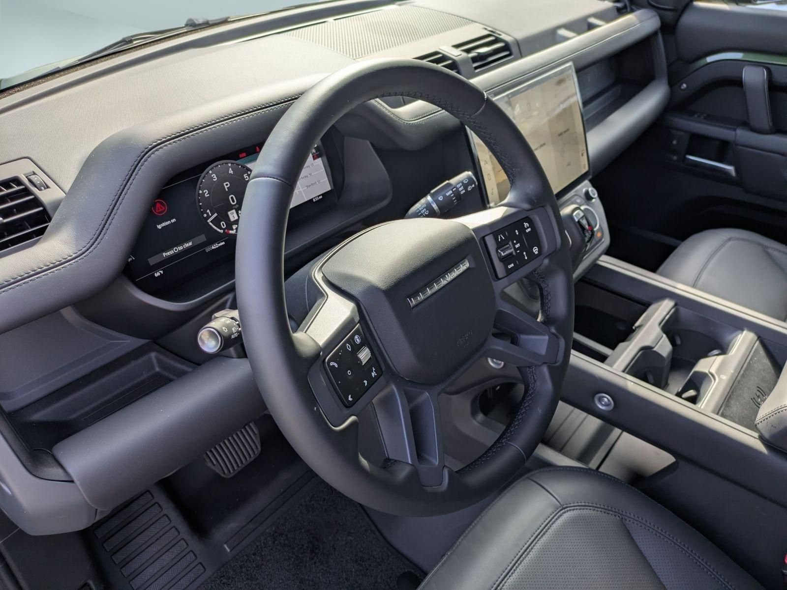 2026 Land Rover Defender X-Dynamic SE - Photo 16