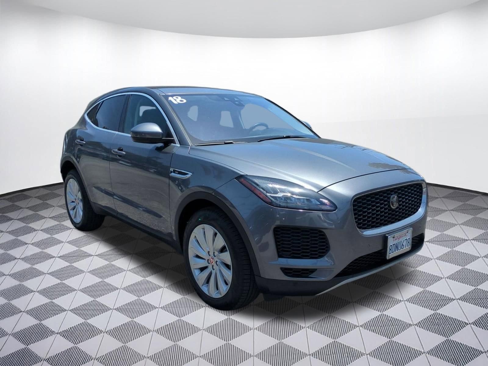 E-PACE SE P250 AWD SE