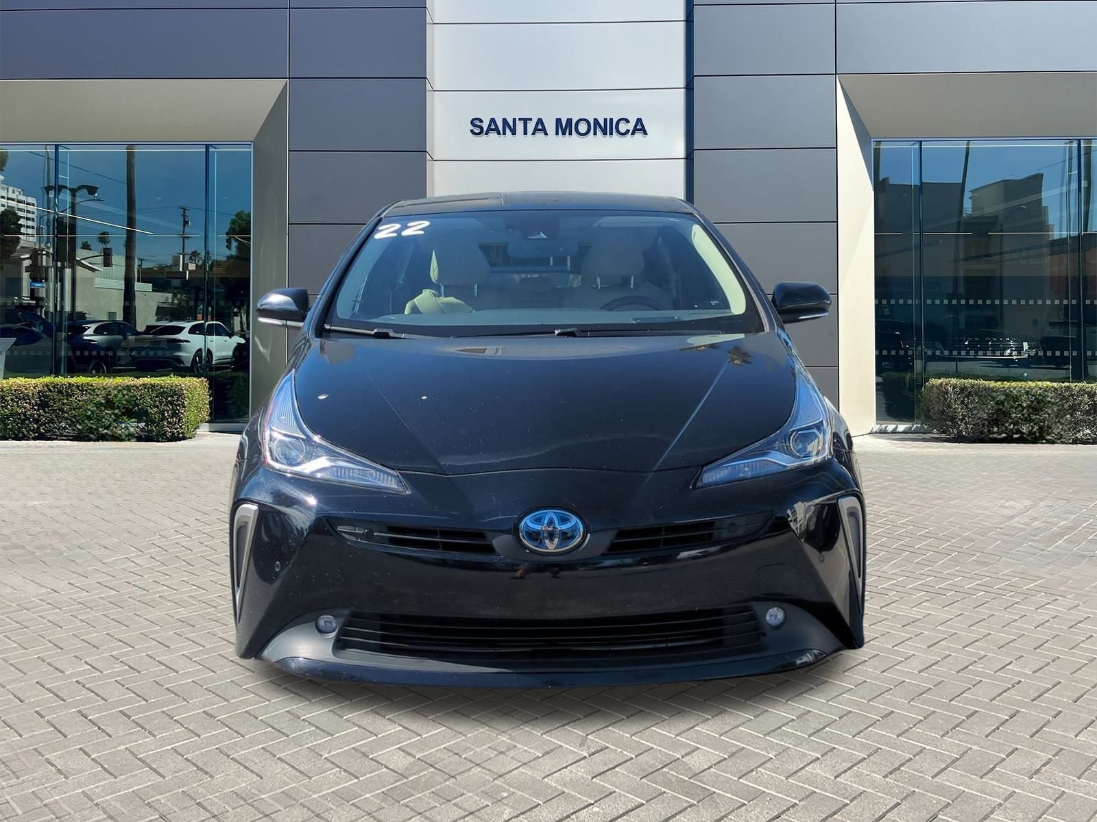 2022 Toyota Prius Limited photo 3
