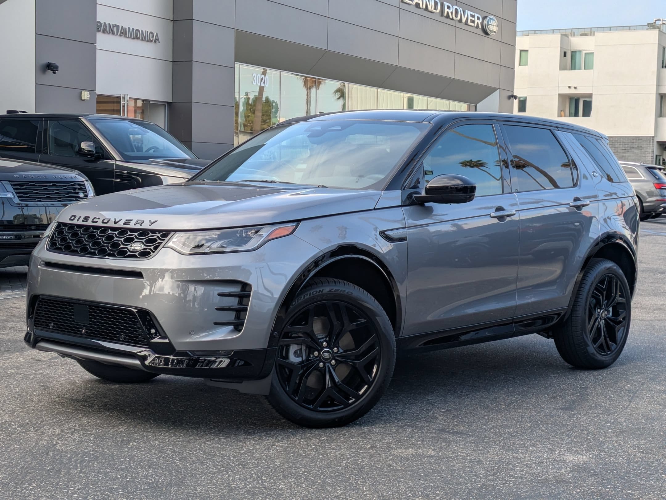 2026 Land Rover Discovery Sport SUV SWB 