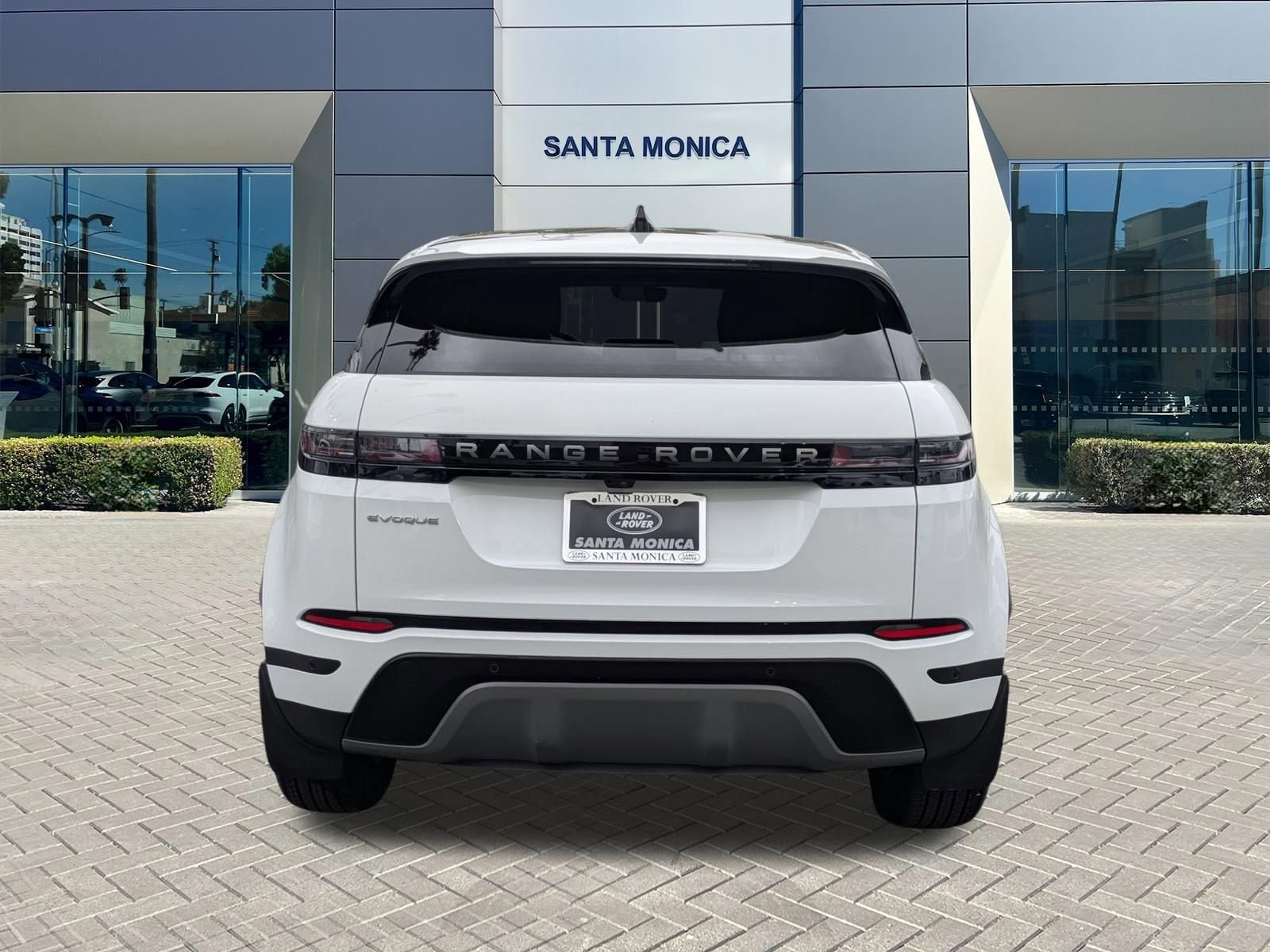 2024 Land Rover Range Rover Evoque Core S photo 5