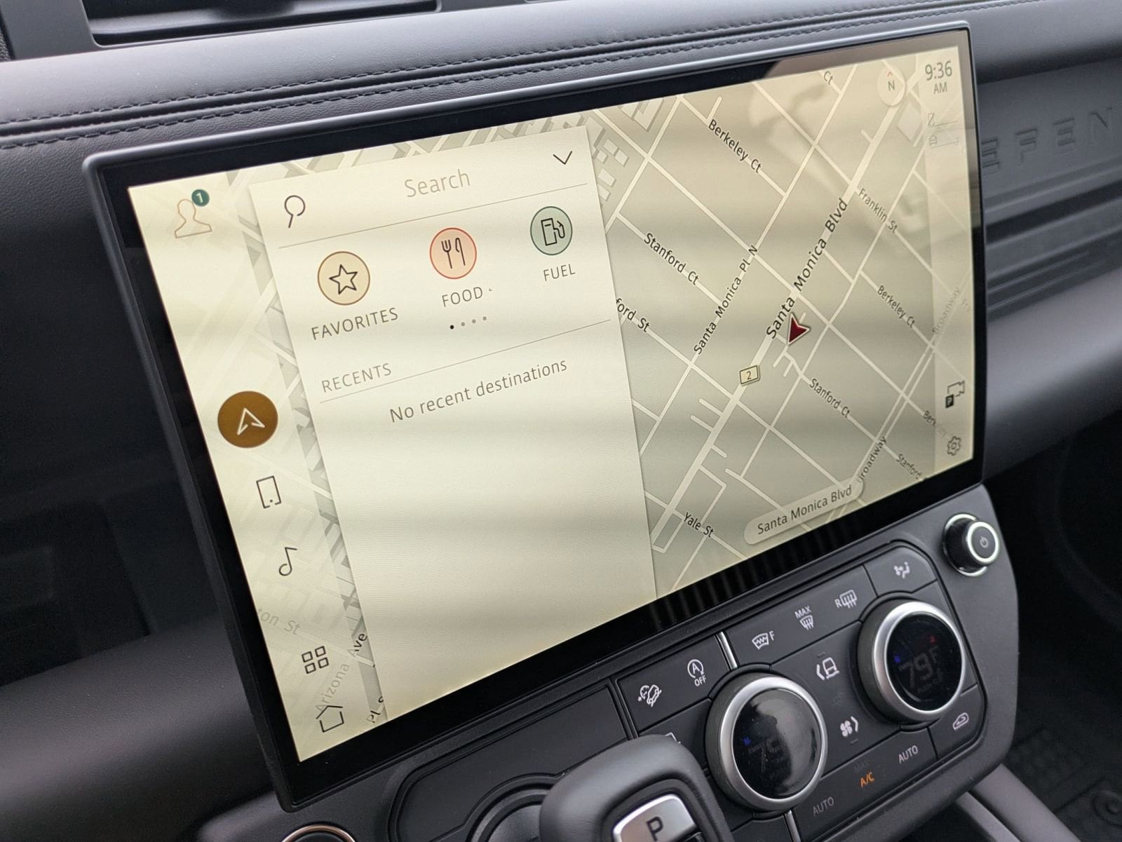 2026 Land Rover Defender X-Dynamic SE - Photo 22