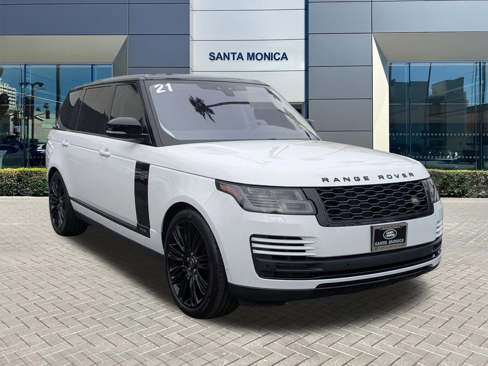 2021 Land Rover Range Rover P525 Westminster photo 2