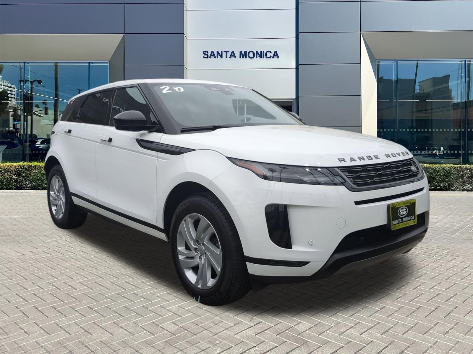 2025 Land Rover Range Rover Evoque Core S photo 6