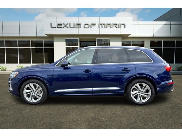 2022 Audi Q7 55 Prestige photo 2
