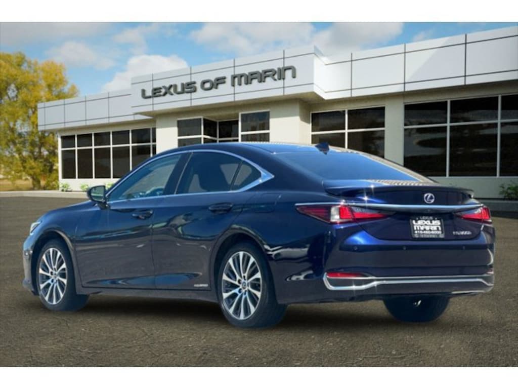 Used 2021 Lexus ES 300h Sedan