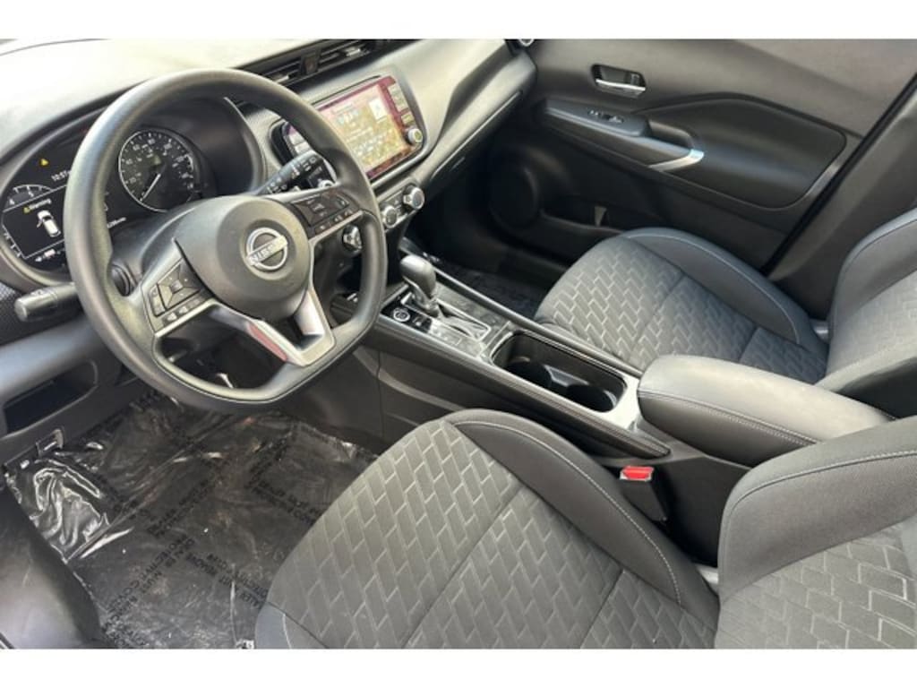 Used 2024 Nissan Kicks SV SUV