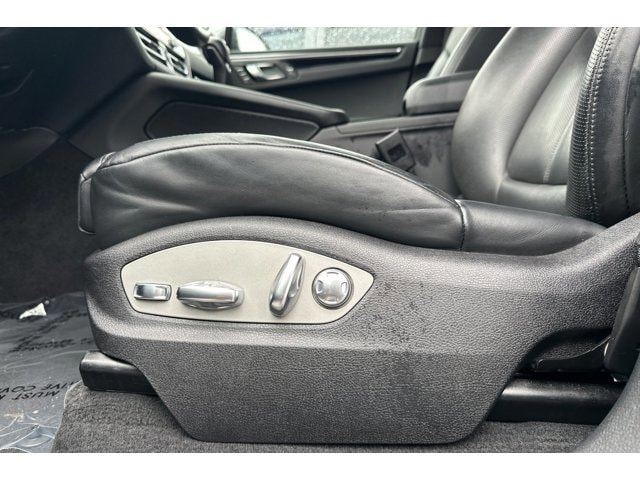 2024 Porsche Macan - Photo 13