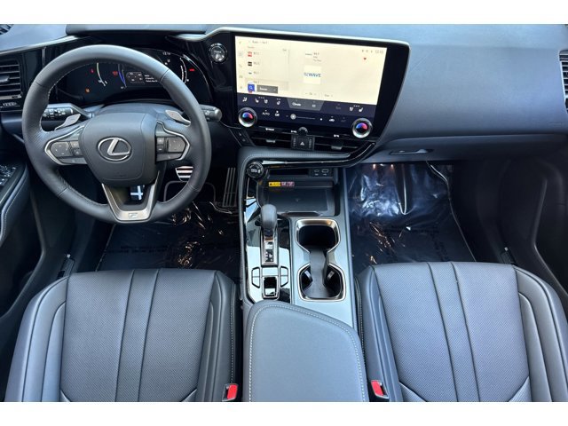 2026 Lexus NX PHEV 450h+ - Photo 16