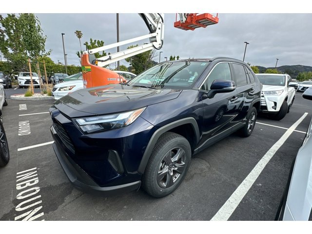 Used 2024 Toyota RAV4 XLE with VIN 4T3RWRFVXRU132740 for sale in Kansas City