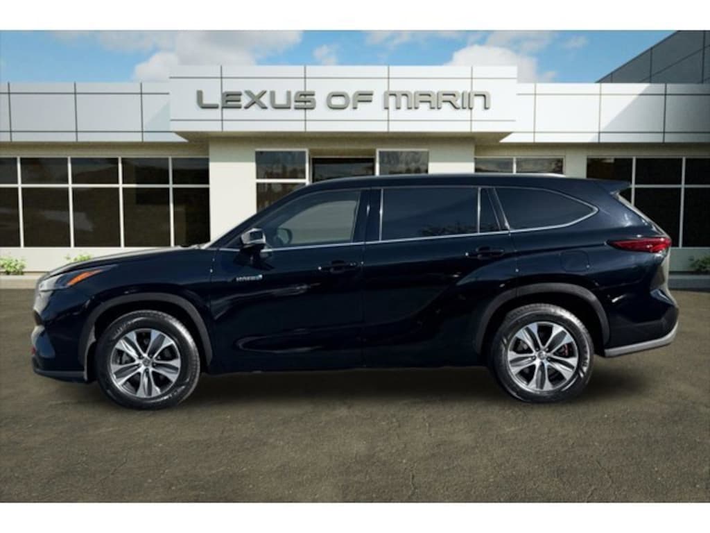 Used 2021 Toyota Highlander Hybrid XLE SUV