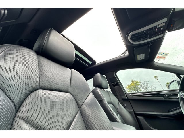 2024 Porsche Macan - Photo 14