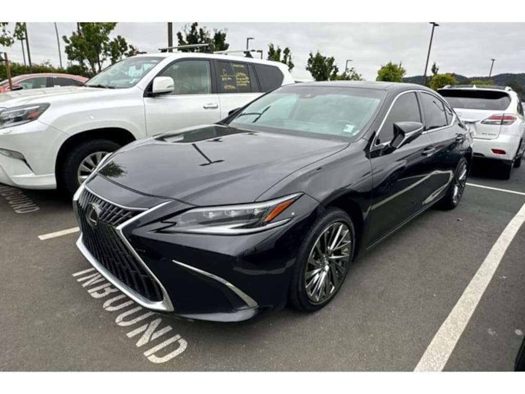 Used 2025 Lexus ES 300h Luxury Sedan