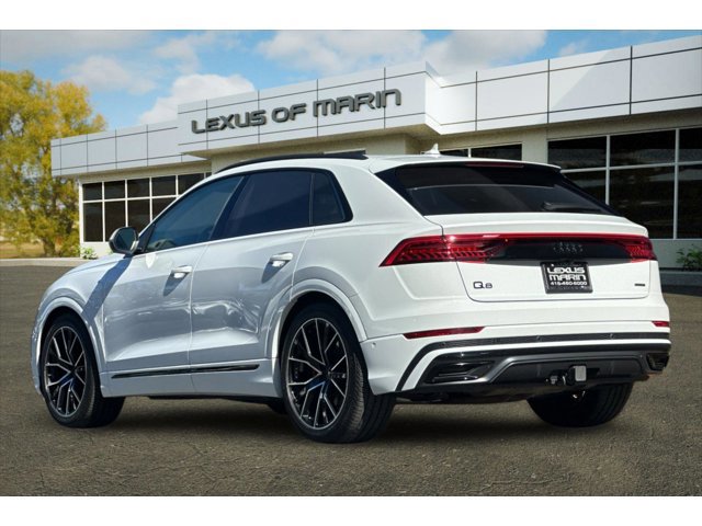 2023 Audi Q8 55 Premium photo 3