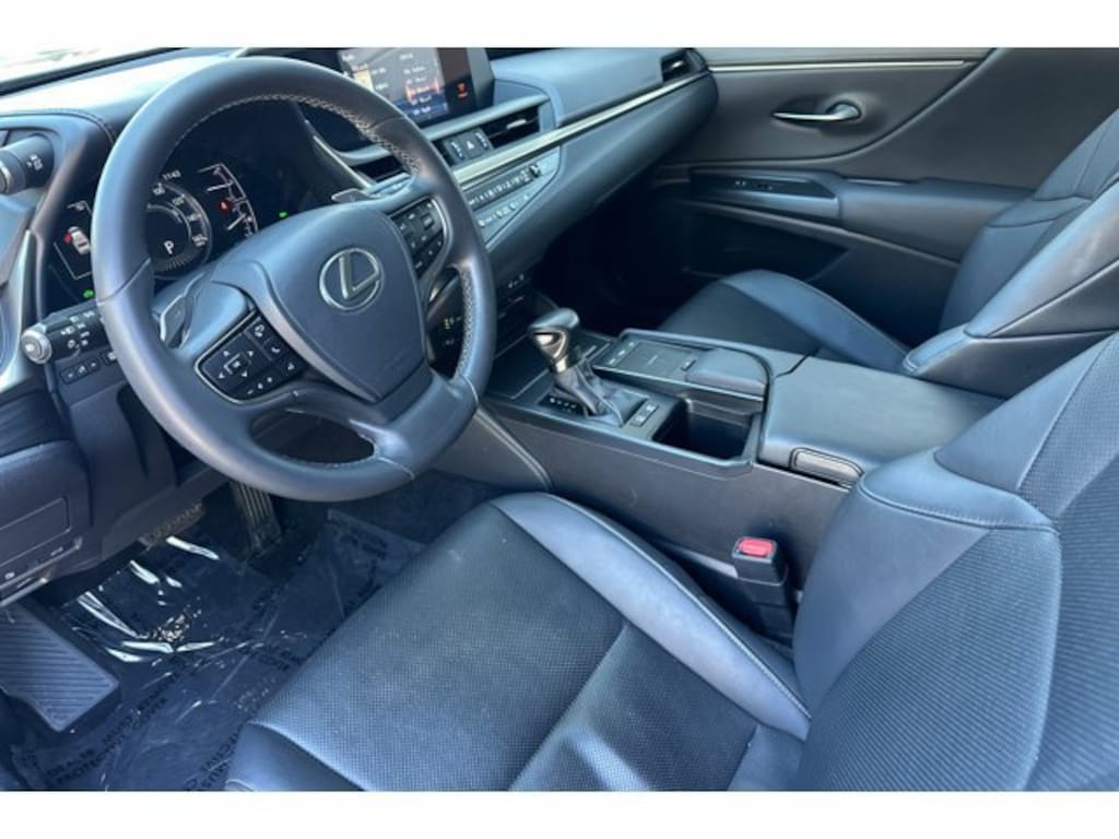 Used 2021 Lexus ES 300h Sedan