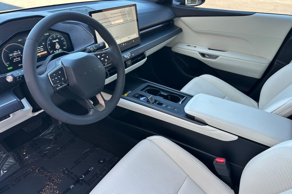 Used 2026 Lexus ES 350e Premium Sedan