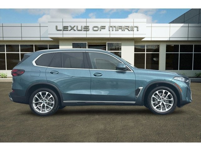 2025 BMW X5 xDrive40i photo 6